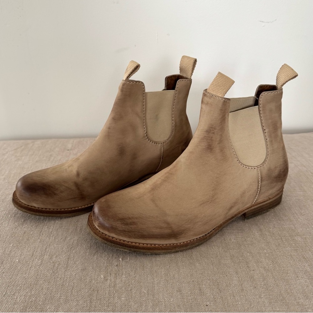 Jeffrey Campbell Tan Chelsea Boots Suede Ankle-Height